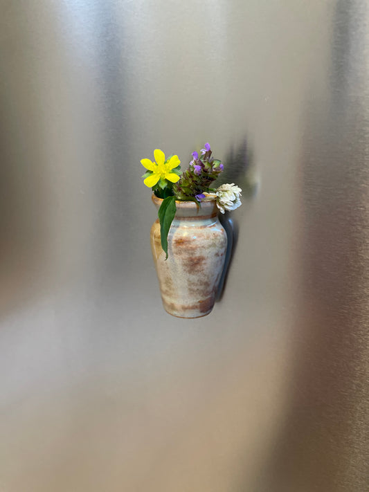 Olive Drift Half Vase Magnet