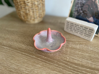 Sunrise Blossom Ruffle Ceramic Ring Dish