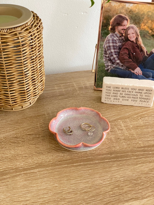 Sunrise Blossom Ruffle Ceramic Accessory Dish